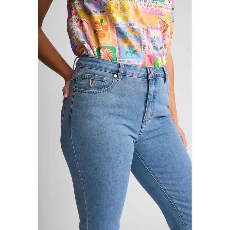 Vassalli Slim Leg 7/8 Length Jean image number 2